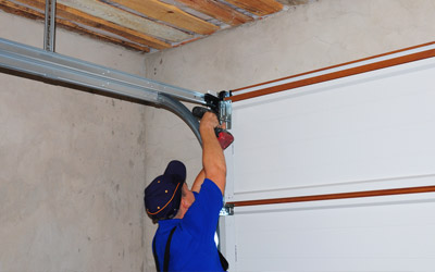 Why You Should Opt For Regular Garage Door Maintenance?